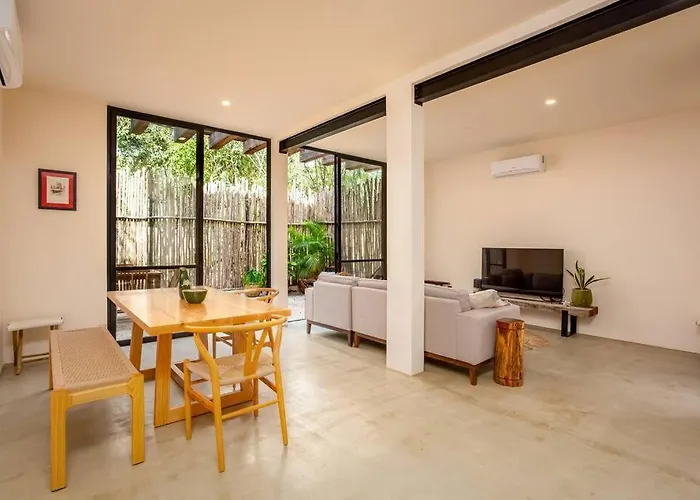 Villa Tuane Luxury Homes *