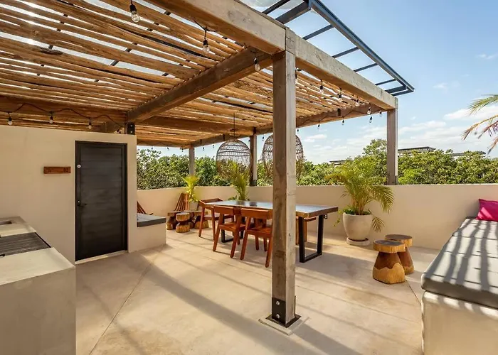 Tuane Luxury Homes
